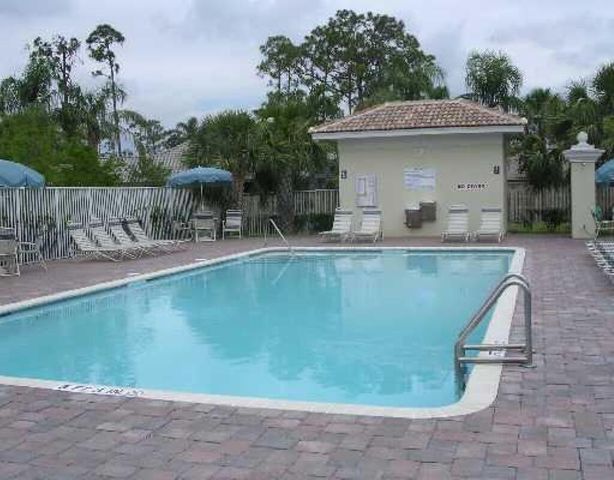 13377 Georgian Court, Wellington, FL 33414