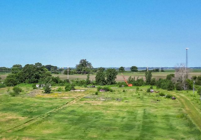 2220 SW 4th Street, Waverly, IA 50677