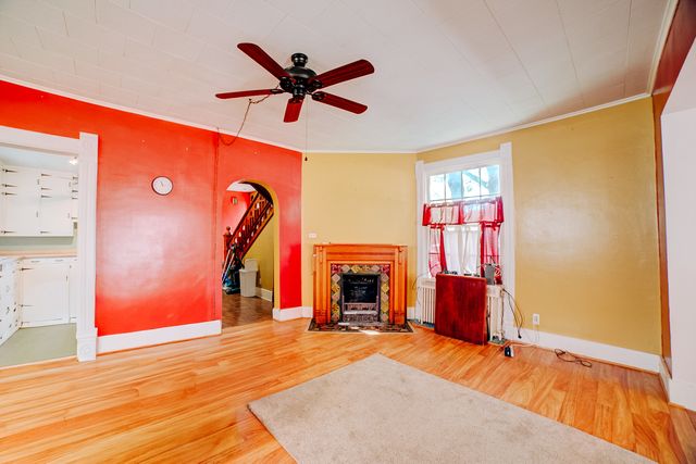 308 E Mulberry Street, Watseka, IL 60970