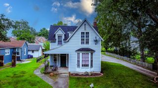 308 E Mulberry Street, Watseka, IL 60970