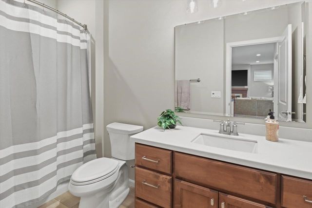 678 Hillcrest Drive, Waunakee, WI 53597