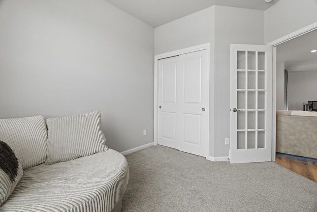 678 Hillcrest Drive, Waunakee, WI 53597