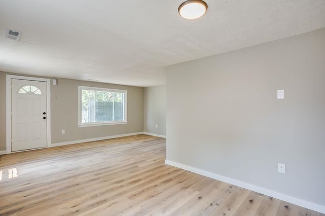 1732 Santa Fe, Wichita, KS 67211