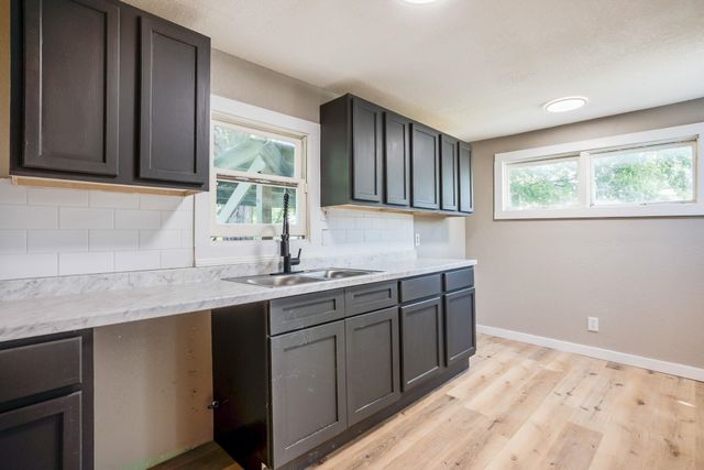 1732 Santa Fe, Wichita, KS 67211