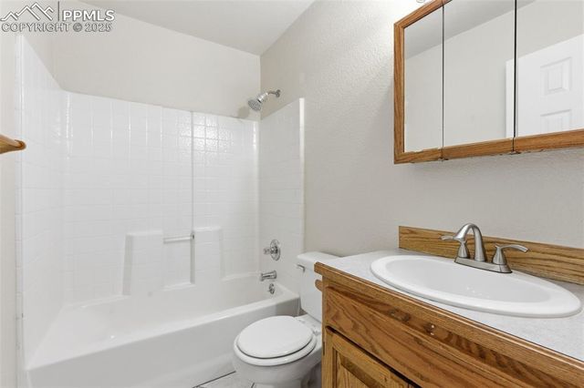 537 W Dale Street, Colorado Springs, CO 80905