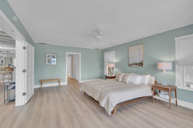 1275 PORT LANE, Sarasota, FL 34242