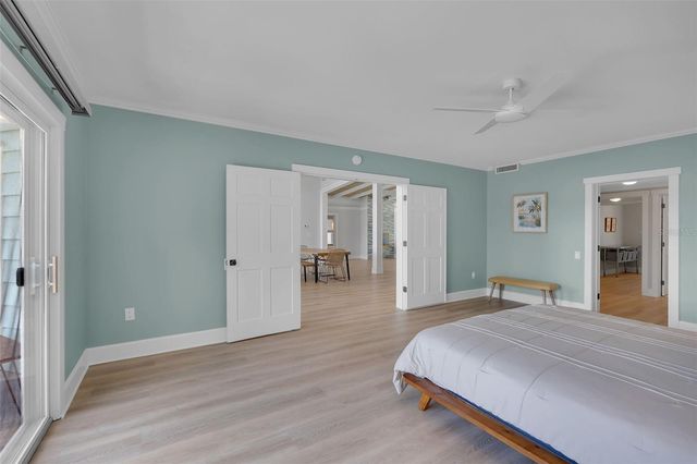 1275 PORT LANE, Sarasota, FL 34242
