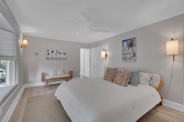 1275 PORT LANE, Sarasota, FL 34242