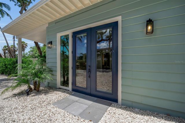 1275 PORT LANE, Sarasota, FL 34242