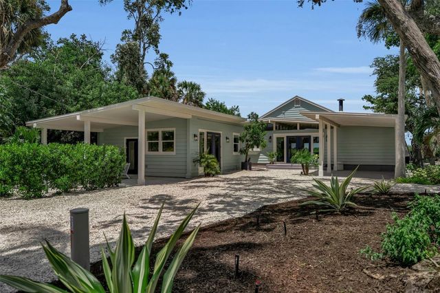 1275 PORT LANE, Sarasota, FL 34242