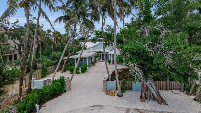 1275 PORT LANE, Sarasota, FL 34242