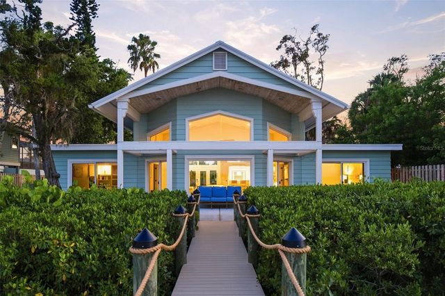 1275 PORT LANE, Sarasota, FL 34242