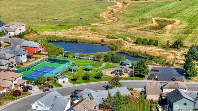 2646 Lochcarron Drive, Ferndale, WA 98248