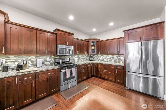 2646 Lochcarron Drive, Ferndale, WA 98248