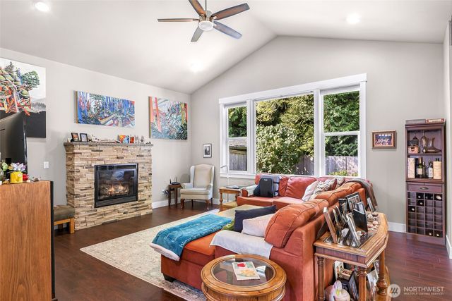 2646 Lochcarron Drive, Ferndale, WA 98248