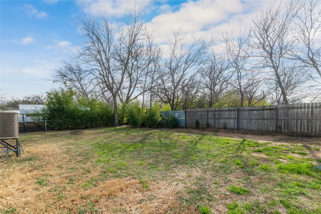 209 Martin, Bangs, TX 76823