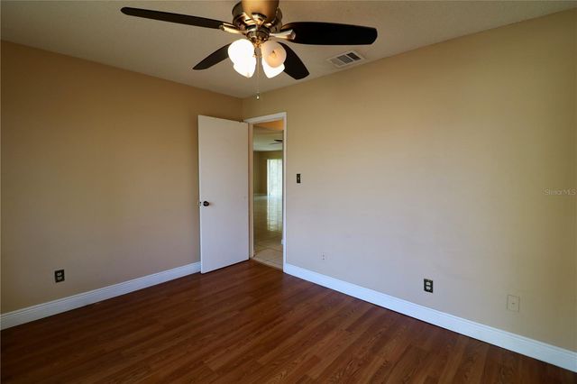 10322 MANILA BAY DRIVE, Orlando, FL 32821