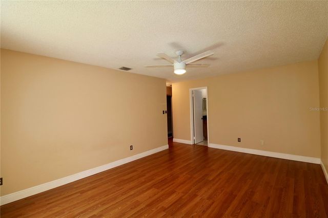 10322 MANILA BAY DRIVE, Orlando, FL 32821