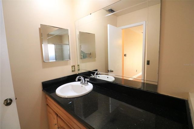 10322 MANILA BAY DRIVE, Orlando, FL 32821