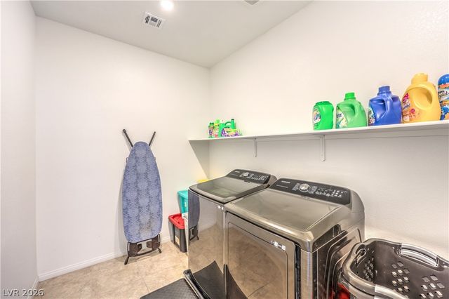 1915 Karner Blue Avenue, North Las Vegas, NV 89031