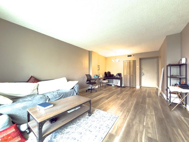 919 Hillcrest Drive 511, Hollywood, FL 33021