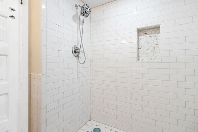 175 Seymour Avenue SE, Minneapolis, MN 55414