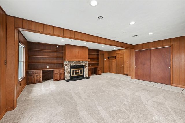 3025 Big Hill Road, Kettering, OH 45419