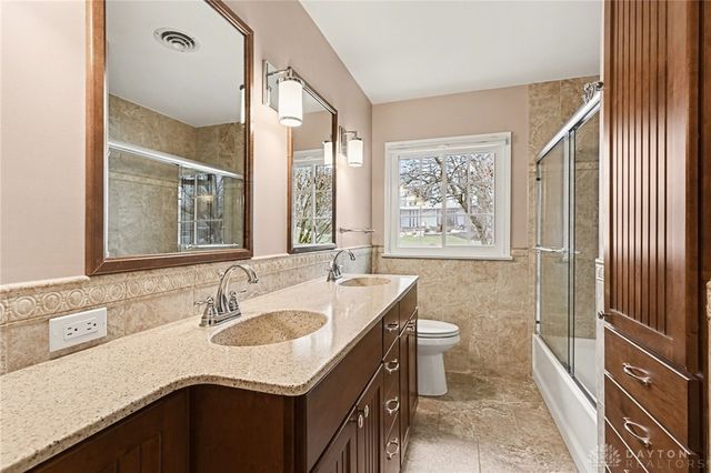 3025 Big Hill Road, Kettering, OH 45419