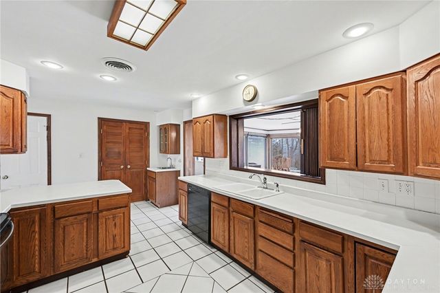 3025 Big Hill Road, Kettering, OH 45419