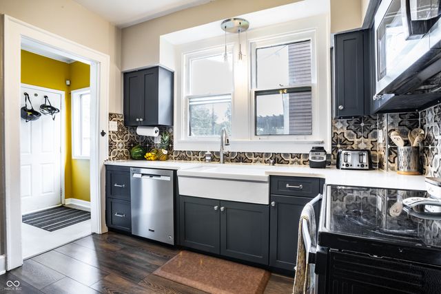 3142 N Capitol Avenue, Indianapolis, IN 46208