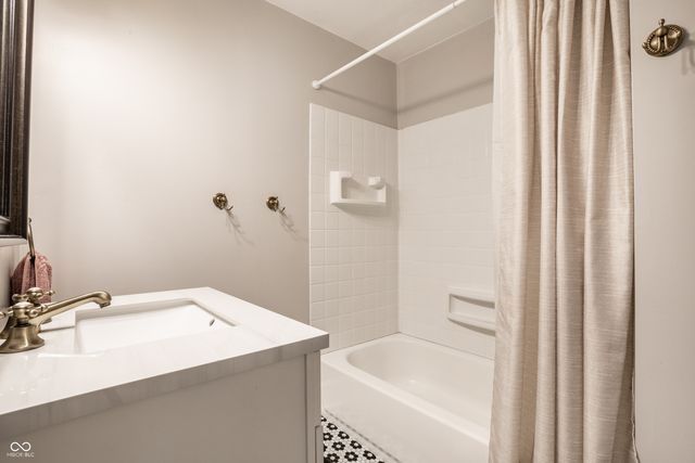 3142 N Capitol Avenue, Indianapolis, IN 46208