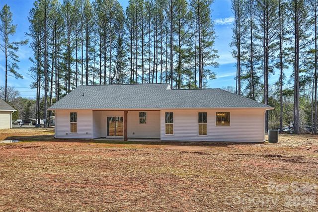 2295 Lee Lawing Road, Lincolnton, NC 28092
