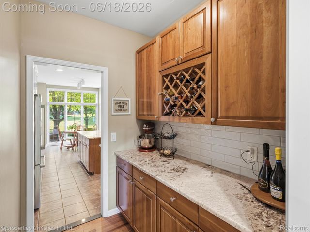 7279 Heron Way, Canton Charter Township, MI 48187