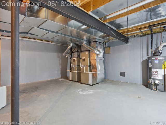 7279 Heron Way, Canton Charter Township, MI 48187