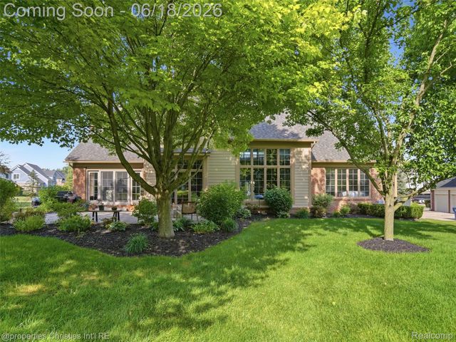 7279 Heron Way, Canton Charter Township, MI 48187