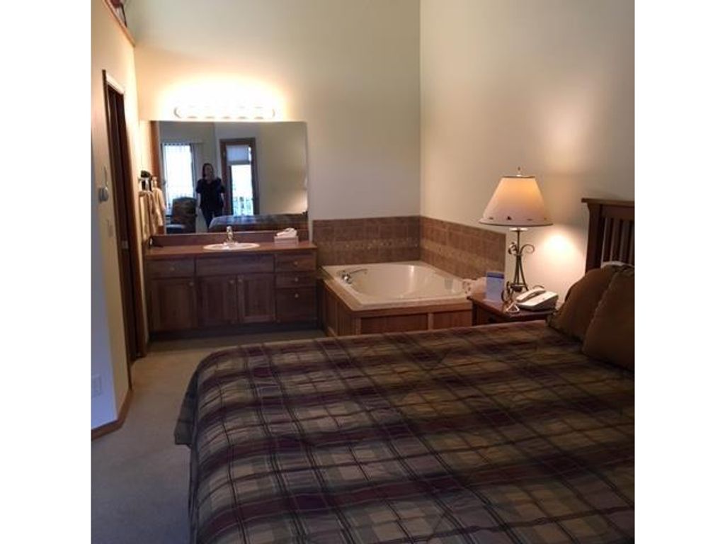 210 Spyglass Hill Way Unit 1221 Wk 50, Columbia Falls, MT 59912 photo 10