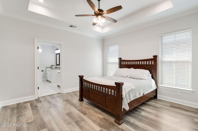 101 Copper Hill Drive, Youngsville, LA 70592