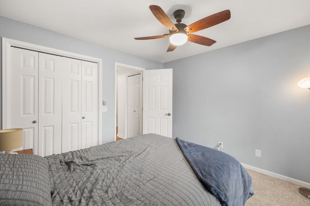 4900 Pleasant Street 15, West Des Moines, IA 50266