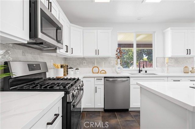 23296 Tulip Court, Corona, CA 92883