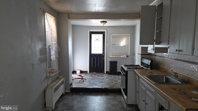 1103 ELM ST, Wilmington, DE 19805