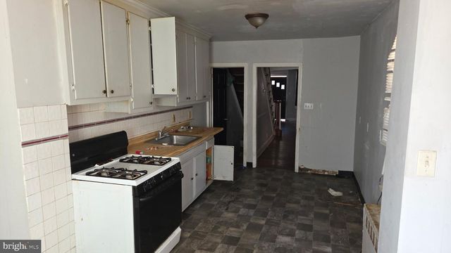 1103 ELM ST, Wilmington, DE 19805