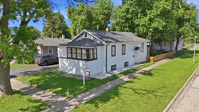 1808 S 22nd Avenue, Maywood, IL 60153