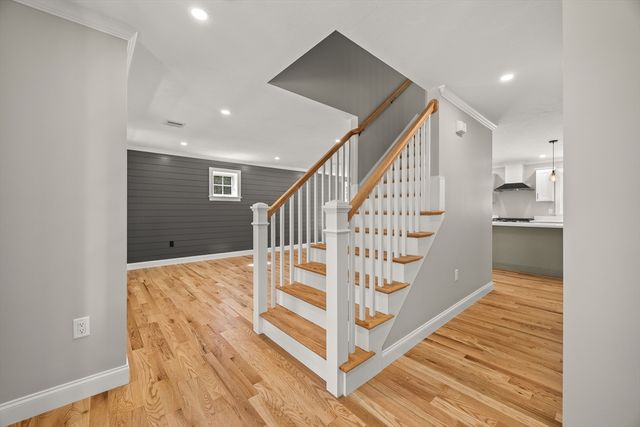 7 Elm Place, Hanson, MA 02341