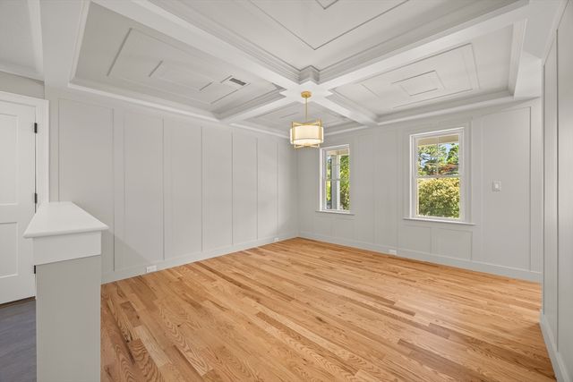7 Elm Place, Hanson, MA 02341