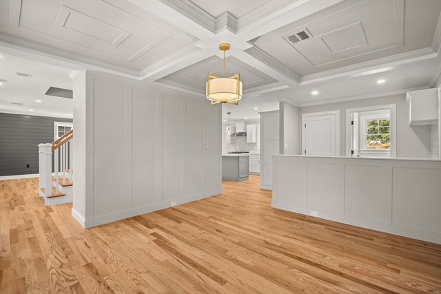 7 Elm Place, Hanson, MA 02341