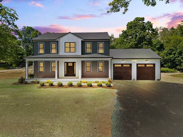 7 Elm Place, Hanson, MA 02341