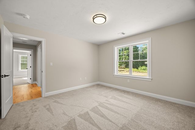 7 Elm Place, Hanson, MA 02341