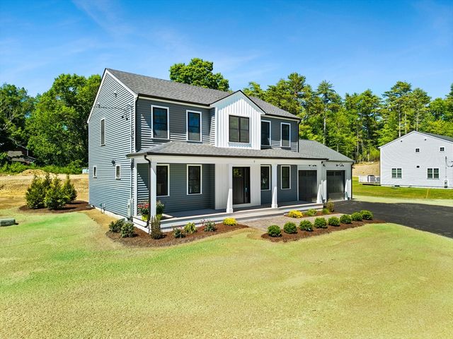 7 Elm Place, Hanson, MA 02341
