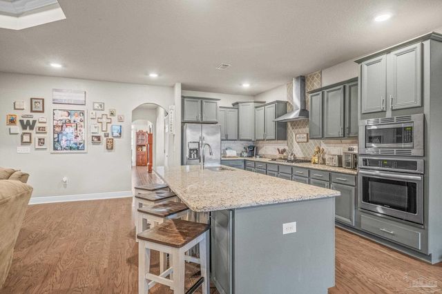 9150 Brookline Dr, Pensacola, FL 32526