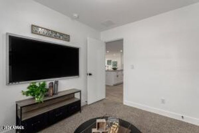 6616 S 22ND Place, Phoenix, AZ 85042